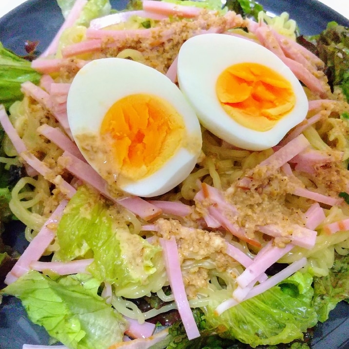 ごま風味サラダラーメン